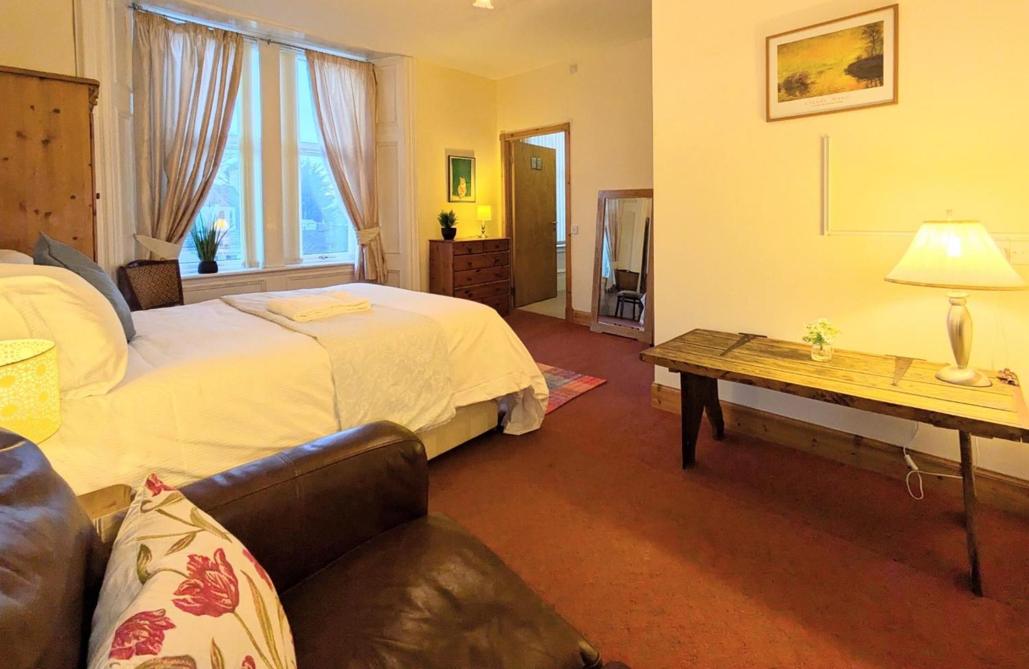 Hollybank - Ensuite Room & Use Of Large Shared Kitchen Dumfries Exteriör bild