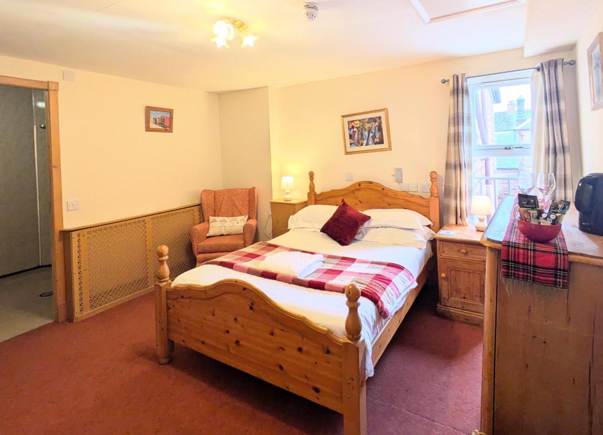 Hollybank - Ensuite Room & Use Of Large Shared Kitchen Dumfries Exteriör bild